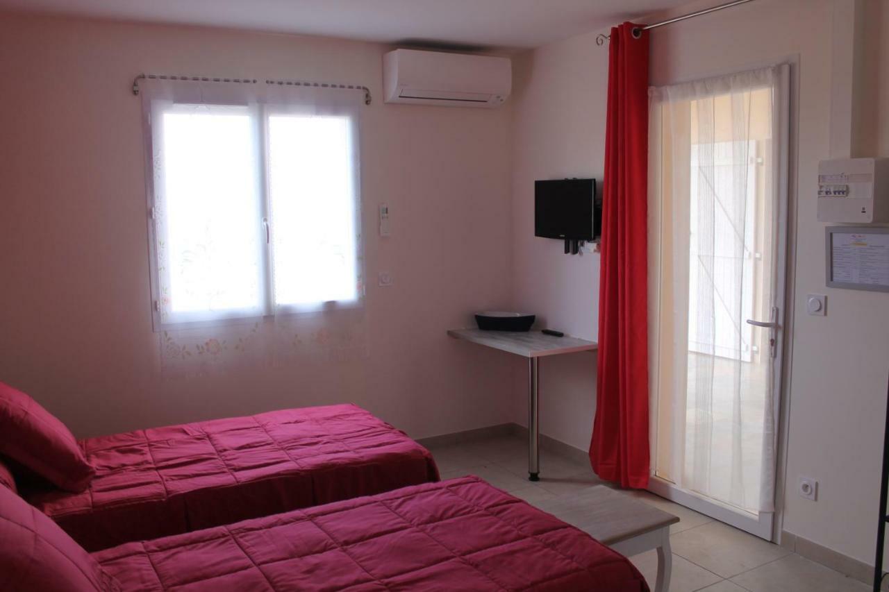 B&B La Garona Saint-Nicolas-de-la-Grave Экстерьер фото